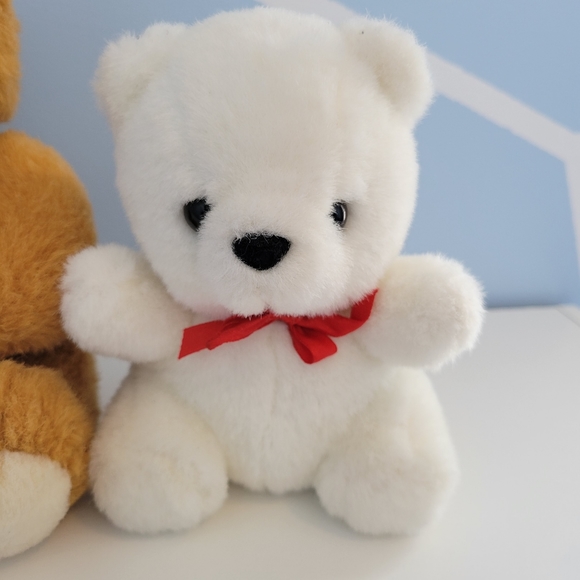 Two Cuddle Bears Vintage 1990s Full Stuffed Teddy Bears Caramel and White - Picture 6 of 14